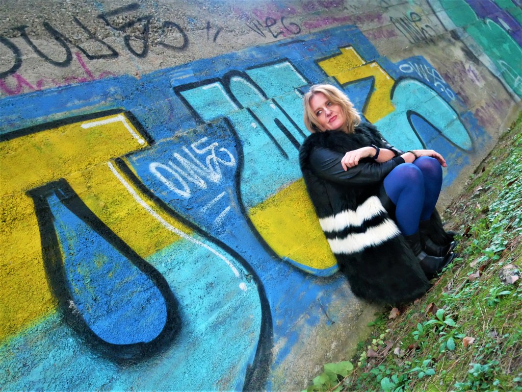 Uno stivale, due outfit diversi, e la leggerezza dell’Anima. 10 novembre&nbsp;2020.